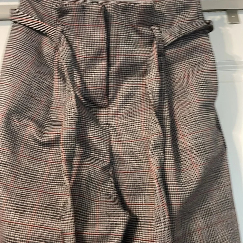 Pants - Picture 2 of 8